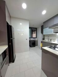 RiverGate (D9), Apartment #563944631